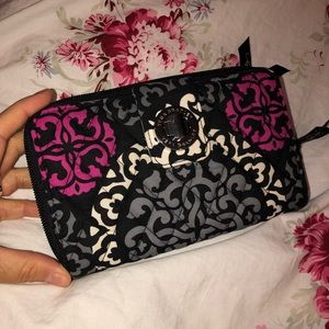 🎀 Vera Bradley Turn Lock  Wallet 🎀